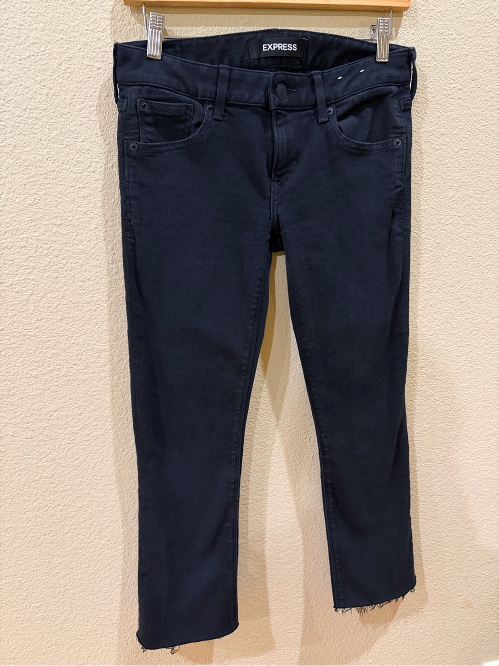 Express Women's Dark Navy Cropped Skinny Pants